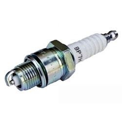 NGK BP7HS-10 / Tohatsu 970101005M Spark Plug