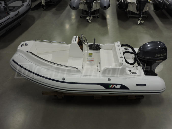 AB Nautilus 11 DLX Rigid Hull Inflatable (RIB) with Yamaha F40 EFI 4-Stroke